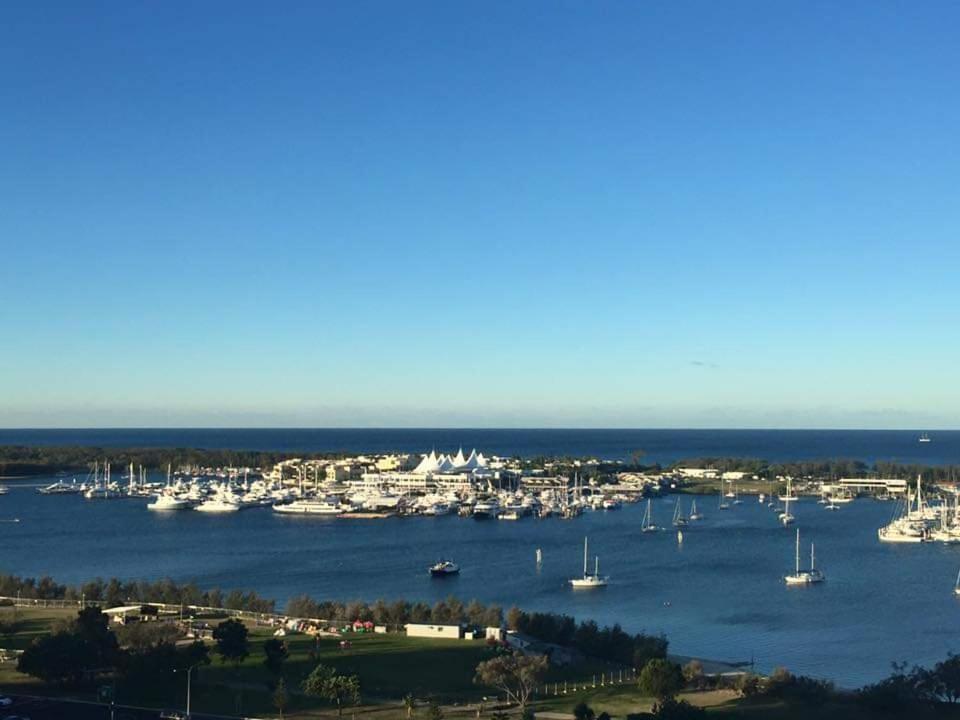 Stunning View Close To Everything Gold Coast Luaran gambar